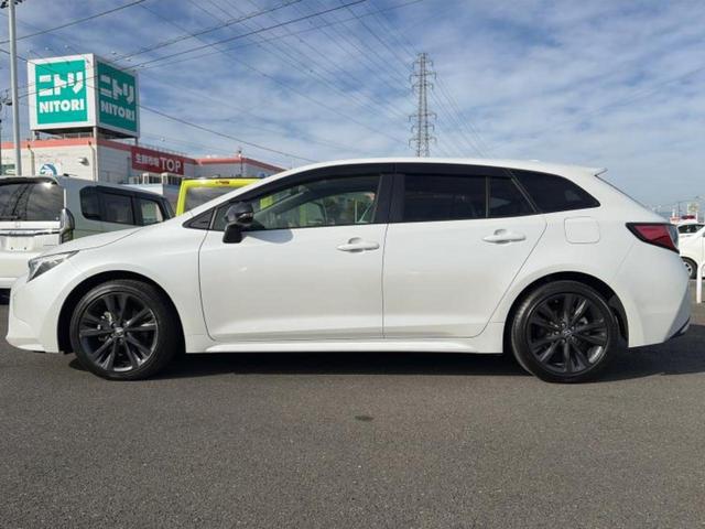 カローラツーリング ハイブリッドダブルバイビー　新品タイヤ／保証書／ディスプレイオーディオ＋ナビ１０．５インチ／トヨタセーフティセンス／車線逸脱防止支援システム／シート　ハーフレザー／ヘッドランプ　ＬＥＤ／ＵＳＢジャック　衝突被害軽減システム（2枚目）