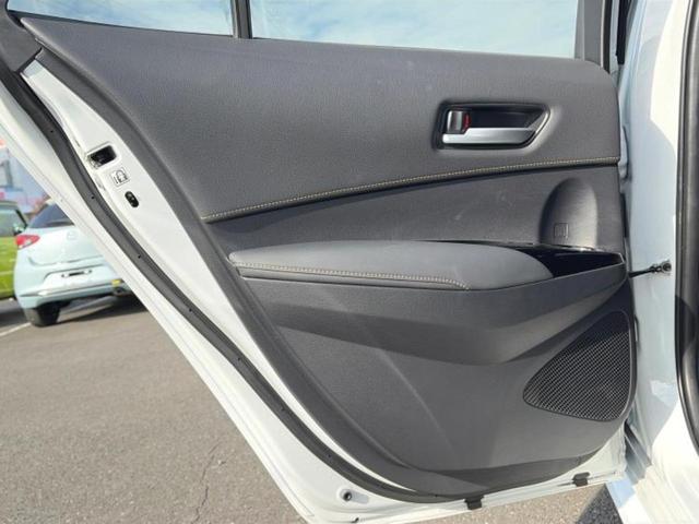 カローラツーリング ハイブリッドダブルバイビー　新品タイヤ／保証書／ディスプレイオーディオ＋ナビ１０．５インチ／トヨタセーフティセンス／車線逸脱防止支援システム／シート　ハーフレザー／ヘッドランプ　ＬＥＤ／ＵＳＢジャック　衝突被害軽減システム（23枚目）