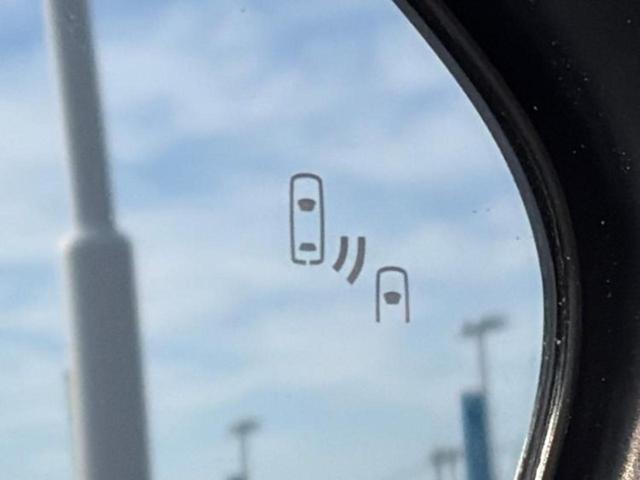 カローラツーリング ハイブリッドダブルバイビー　新品タイヤ／保証書／ディスプレイオーディオ＋ナビ１０．５インチ／トヨタセーフティセンス／車線逸脱防止支援システム／シート　ハーフレザー／ヘッドランプ　ＬＥＤ／ＵＳＢジャック　衝突被害軽減システム（41枚目）