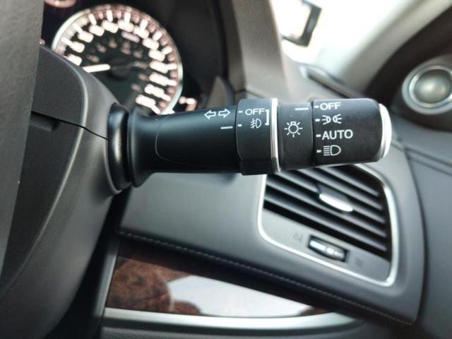 レジェンド ４ＷＤハイブリッドＥＸ　新品タイヤ／サンルーフ／保証書／純正　ＳＤナビ／衝突安全装置／シートエアコン／マルチビューカメラシステム／車線逸脱防止支援システム／シート　フルレザー／ヘッドランプ　ＬＥＤ／ＥＴＣ／ＥＢＤ付ＡＢＳ（15枚目）