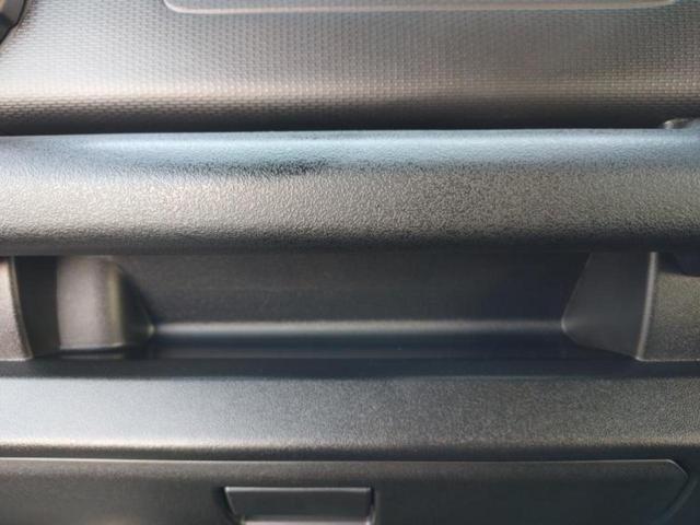 ジムニー ４ＷＤ　ＸＬ　保証書／ディスプレイオーディオ＋ナビ／デュアルカメラブレーキサポート（スズキ）／シートヒーター　前席／車線逸脱防止支援システム／Ｂｌｕｅｔｏｏｔｈ接続／ＥＢＤ付ＡＢＳ／横滑り防止装置　ターボ　４ＷＤ（31枚目）