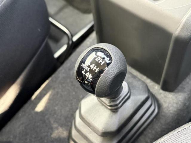 ジムニー ４ＷＤ　ＸＬ　保証書／ディスプレイオーディオ＋ナビ／デュアルカメラブレーキサポート（スズキ）／シートヒーター　前席／車線逸脱防止支援システム／Ｂｌｕｅｔｏｏｔｈ接続／ＥＢＤ付ＡＢＳ／横滑り防止装置　ターボ　４ＷＤ（33枚目）