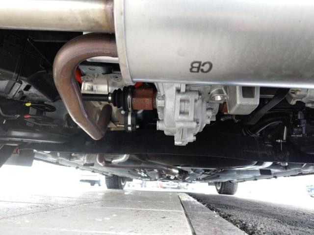 オーラ ニスモチューンドｅパワー４ＷＤ　ＢＯＳＥ／保証書／純正　９インチ　メモリーナビ／インテリジェントルームミラー／エマージェンシーブレーキ／シートヒーター　前席／アラウンドビューモニター／車線逸脱防止支援システム／シート　ハーフレザー（44枚目）