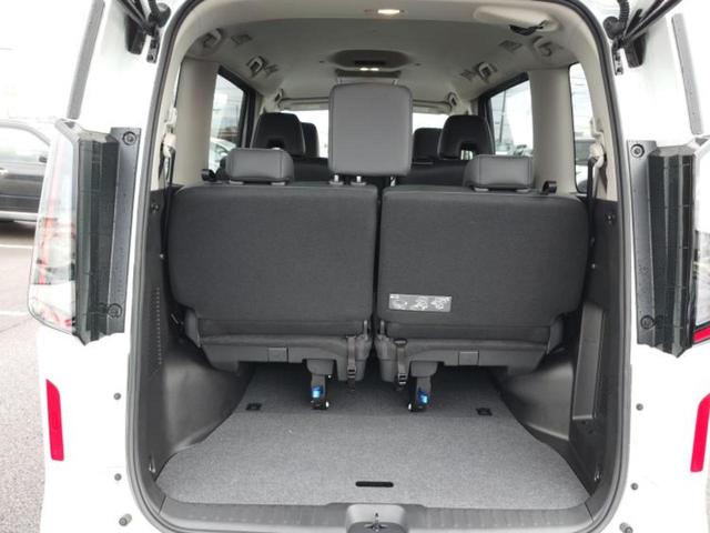 セレナ ハイウェイスターV 保証書/純正 12.3インチ メモリーナビ/フリップダウンモニター 純正 11インチ/エマージェンシーブレーキ/両側電動スライドドア/アラウンドビューモニター/車線逸脱防止支援システム 全周囲カメラ(20枚目)