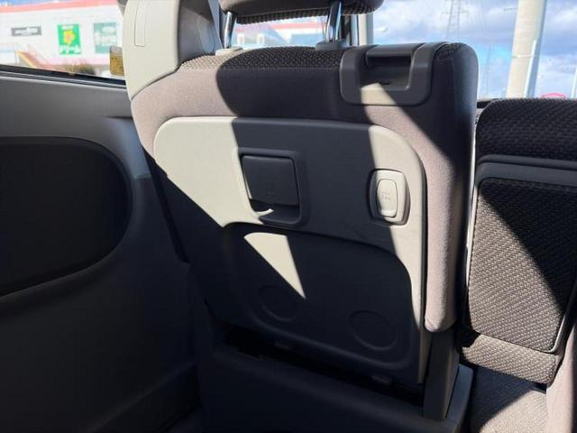 タント ＸリミテッドＳＡ３　新品タイヤ／保証書／純正　ＳＤナビ／衝突安全装置／両側電動スライドドア／シートヒーター／パノラマモニター／車線逸脱防止支援システム／ドライブレコーダー　前後／ヘッドランプ　ＬＥＤ　衝突被害軽減システム（41枚目）