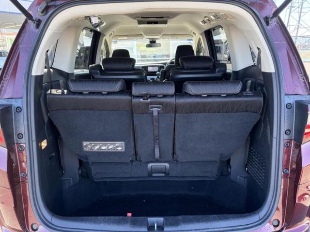 オデッセイハイブリッド ハイブリッドアブソルート・ホンダセンシング　新品タイヤ／保証書／純正　ＳＤナビ／フリップダウンモニター／両側電動スライドドア／シート　ハーフレザー／ヘッドランプ　ＬＥＤ／ＥＴＣ／ＥＢＤ付ＡＢＳ／横滑り防止装置／アイドリングストップ　後席モニター（8枚目）