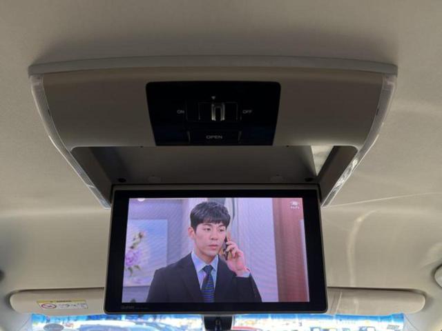 オデッセイハイブリッド ハイブリッドアブソルート・ホンダセンシング　新品タイヤ／保証書／純正　ＳＤナビ／フリップダウンモニター／両側電動スライドドア／シート　ハーフレザー／ヘッドランプ　ＬＥＤ／ＥＴＣ／ＥＢＤ付ＡＢＳ／横滑り防止装置／アイドリングストップ　後席モニター（18枚目）