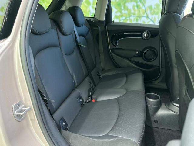 ＭＩＮＩ クーパーＳプレミアムプラスライン　新品タイヤ／保証書／純正　ＳＤナビ／衝突安全装置／シートヒーター／車線逸脱防止支援システム／シート　フルレザー／パーキングアシスト　自動操舵／ヘッドランプ　ＬＥＤ／ＥＴＣ／ＥＢＤ付ＡＢＳ　革シート（5枚目）