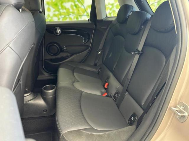 ＭＩＮＩ クーパーＳプレミアムプラスライン　新品タイヤ／保証書／純正　ＳＤナビ／衝突安全装置／シートヒーター／車線逸脱防止支援システム／シート　フルレザー／パーキングアシスト　自動操舵／ヘッドランプ　ＬＥＤ／ＥＴＣ／ＥＢＤ付ＡＢＳ　革シート（7枚目）