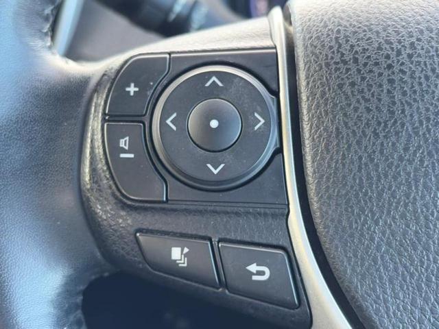 エスクァイア ハイブリッドＧｉ　新品タイヤ／保証書／純正　９インチ　ＳＤナビ／フリップダウンモニター　純正　１２．１インチ／トヨタセーフティセンス／両側電動スライドドア／シートヒーター　前席／シート　合皮　衝突被害軽減システム（38枚目）