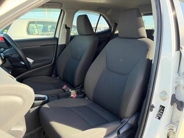 ヤリスクロス ハイブリッドＧ　保証書／ディスプレイオーディオ＋ナビ８インチ／トヨタセーフティセンス／パノラミックビューモニター／車線逸脱防止支援システム／ドライブレコーダー　前後／Ｂｌｕｅｔｏｏｔｈ接続／ＥＴＣ　全周囲カメラ（6枚目）