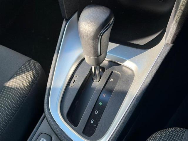 ヤリスクロス ハイブリッドＧ　保証書／ディスプレイオーディオ＋ナビ８インチ／トヨタセーフティセンス／パノラミックビューモニター／車線逸脱防止支援システム／ドライブレコーダー　前後／Ｂｌｕｅｔｏｏｔｈ接続／ＥＴＣ　全周囲カメラ（17枚目）