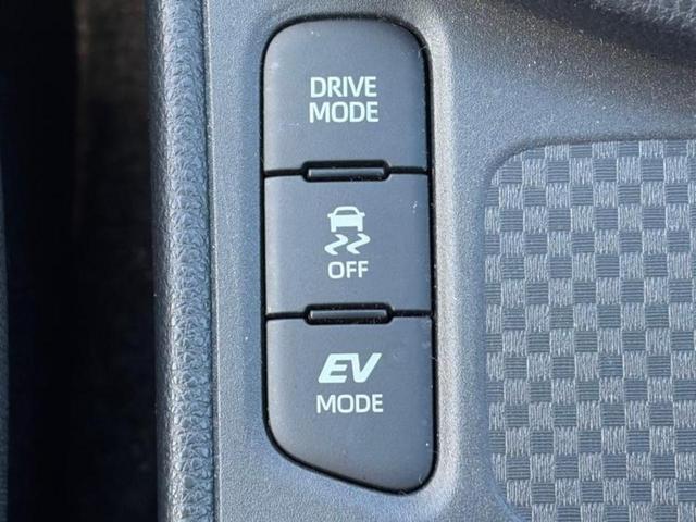 ヤリスクロス ハイブリッドＧ　保証書／ディスプレイオーディオ＋ナビ８インチ／トヨタセーフティセンス／パノラミックビューモニター／車線逸脱防止支援システム／ドライブレコーダー　前後／Ｂｌｕｅｔｏｏｔｈ接続／ＥＴＣ　全周囲カメラ（28枚目）