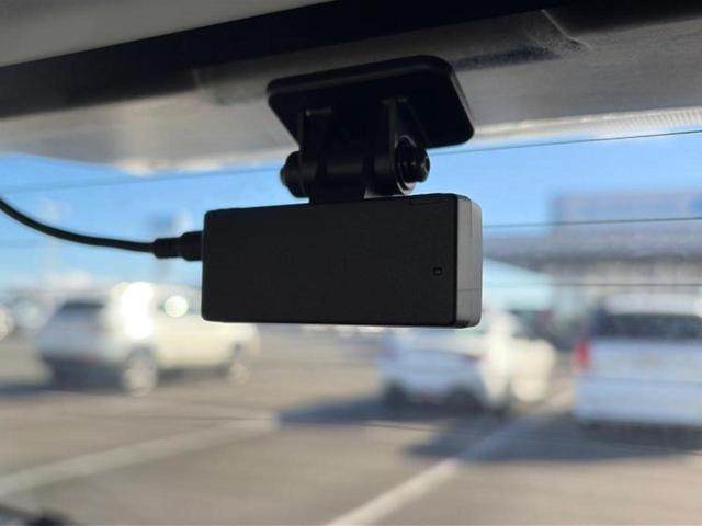 ヤリスクロス ハイブリッドＧ　保証書／ディスプレイオーディオ＋ナビ８インチ／トヨタセーフティセンス／パノラミックビューモニター／車線逸脱防止支援システム／ドライブレコーダー　前後／Ｂｌｕｅｔｏｏｔｈ接続／ＥＴＣ　全周囲カメラ（39枚目）