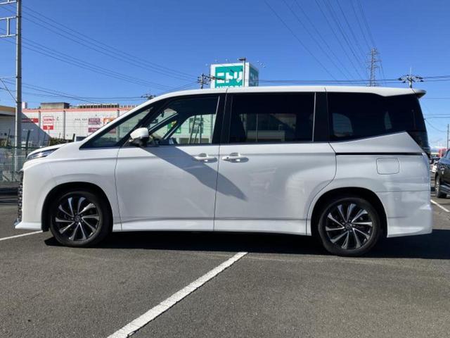 ヴォクシー Ｓ－Ｚ　★★★ディスプレイオーディオ１０．５インチ／トヨタセーフティセンス／両側電動スライドドア／シートヒーター　前席／車線逸脱防止支援システム／パーキングアシスト　バックガイド　衝突被害軽減システム（2枚目）