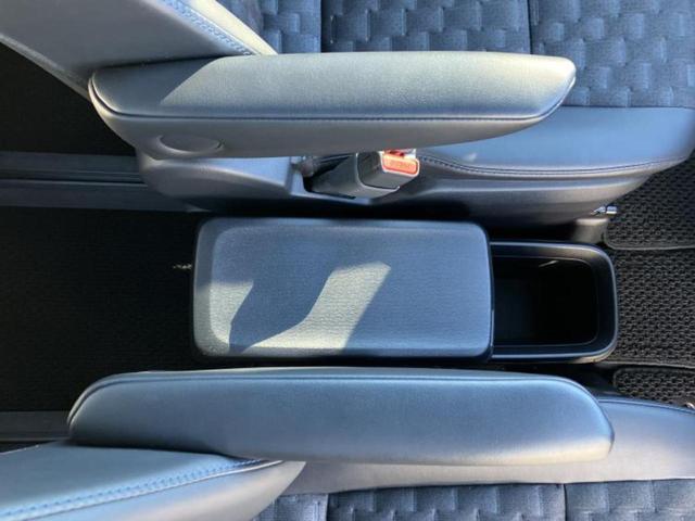 ヴォクシー Ｓ－Ｚ　★★★ディスプレイオーディオ１０．５インチ／トヨタセーフティセンス／両側電動スライドドア／シートヒーター　前席／車線逸脱防止支援システム／パーキングアシスト　バックガイド　衝突被害軽減システム（32枚目）