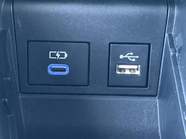 ヴォクシー Ｓ－Ｚ　★★★ディスプレイオーディオ１０．５インチ／トヨタセーフティセンス／両側電動スライドドア／シートヒーター　前席／車線逸脱防止支援システム／パーキングアシスト　バックガイド　衝突被害軽減システム（40枚目）