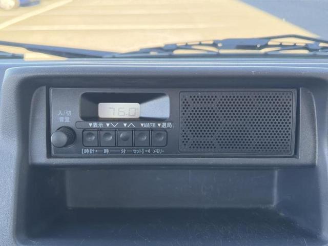 キャリイトラック ＫＣ　新品タイヤ／禁煙車／エアバッグ　運転席／パワーステアリング／マニュアルエアコン／取扱説明書／ユーザー買取車／最大積載量３５０ｋｇ／間欠ワイパー／ヘッドライトレベライザー／三方開／ラジオ（9枚目）