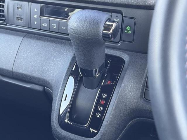 Ｎ－ＢＯＸカスタム ターボ　保証書／純正　８インチ　ＳＤナビ／ホンダセンシング／両側電動スライドドア／シートヒーター　前席／車線逸脱防止支援システム／シート　ハーフレザー／ヘッドランプ　ＬＥＤ／ＵＳＢジャック　ターボ　ＥＴＣ（18枚目）