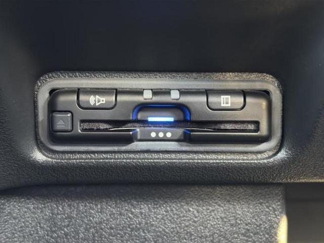 Ｎ－ＢＯＸカスタム ターボ　保証書／純正　８インチ　ＳＤナビ／ホンダセンシング／両側電動スライドドア／シートヒーター　前席／車線逸脱防止支援システム／シート　ハーフレザー／ヘッドランプ　ＬＥＤ／ＵＳＢジャック　ターボ　ＥＴＣ（24枚目）