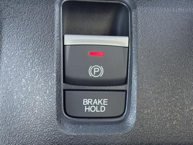 Ｎ－ＢＯＸカスタム ターボ　保証書／純正　８インチ　ＳＤナビ／ホンダセンシング／両側電動スライドドア／シートヒーター　前席／車線逸脱防止支援システム／シート　ハーフレザー／ヘッドランプ　ＬＥＤ／ＵＳＢジャック　ターボ　ＥＴＣ（28枚目）