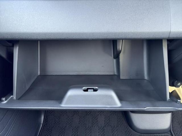 Ｎ－ＢＯＸカスタム ターボ　保証書／純正　８インチ　ＳＤナビ／ホンダセンシング／両側電動スライドドア／シートヒーター　前席／車線逸脱防止支援システム／シート　ハーフレザー／ヘッドランプ　ＬＥＤ／ＵＳＢジャック　ターボ　ＥＴＣ（33枚目）