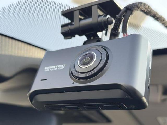 ノア ハイブリッドZ 保証書/ディスプレイオーディオ+ナビ10.5インチ/フリップダウンモニター 純正 14インチ/トヨタセーフティセンス/両側電動スライドドア/シートヒーター 前席/車線逸脱防止支援システム バックカメラ(42枚目)