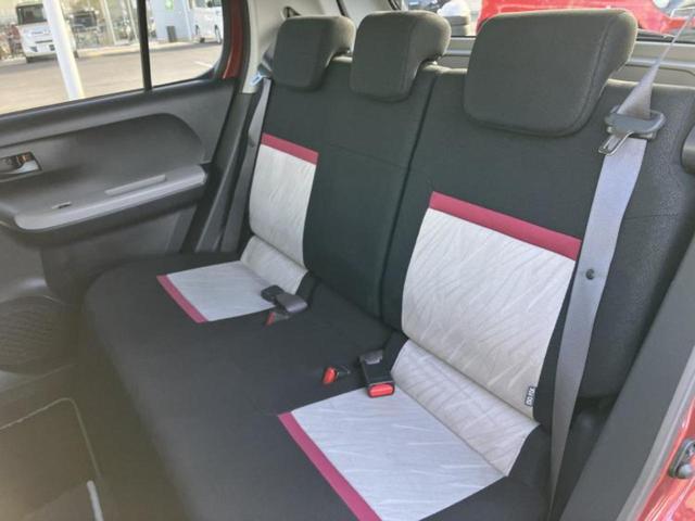 パッソ モーダＳ　新品タイヤ／保証書／純正　ＳＤナビ／スマートアシスト（トヨタ・ダイハツ）／車線逸脱防止支援システム／ヘッドランプ　ＬＥＤ／Ｂｌｕｅｔｏｏｔｈ接続／ＥＴＣ／ＥＢＤ付ＡＢＳ／横滑り防止装置　禁煙車（7枚目）