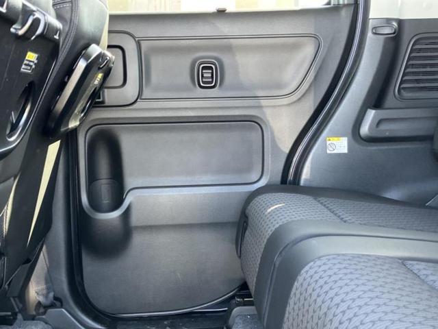 スペーシアカスタム ハイブリッドＸＳターボ　新品タイヤ／保証書／純正　９インチ　メモリーナビ／セーフティサポート（スズキ）／両側電動スライドドア／シートヒーター　運転席／全方位モニター／シート　ハーフレザー／ドライブレコーダー　社外　禁煙車（21枚目）