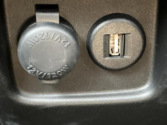 スペーシアカスタム ハイブリッドＸＳターボ　新品タイヤ／保証書／純正　９インチ　メモリーナビ／セーフティサポート（スズキ）／両側電動スライドドア／シートヒーター　運転席／全方位モニター／シート　ハーフレザー／ドライブレコーダー　社外　禁煙車（39枚目）