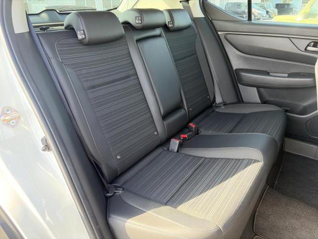 ＷＲ－Ｖ Ｚ　保証書／純正　８インチ　ナビ／ホンダセンシング／車線逸脱防止支援システム／シート　ハーフレザー／ヘッドランプ　ＬＥＤ／ＵＳＢジャック／Ｂｌｕｅｔｏｏｔｈ接続／ＥＴＣ／ＥＢＤ付ＡＢＳ／横滑り防止装置（5枚目）