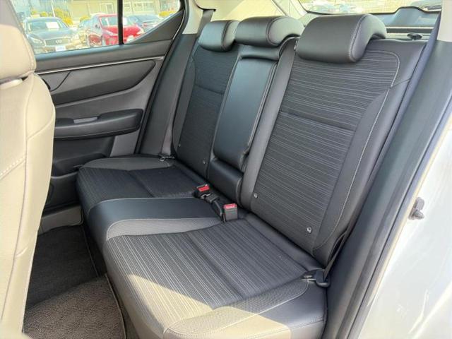 ＷＲ－Ｖ Ｚ　保証書／純正　８インチ　ナビ／ホンダセンシング／車線逸脱防止支援システム／シート　ハーフレザー／ヘッドランプ　ＬＥＤ／ＵＳＢジャック／Ｂｌｕｅｔｏｏｔｈ接続／ＥＴＣ／ＥＢＤ付ＡＢＳ／横滑り防止装置（7枚目）