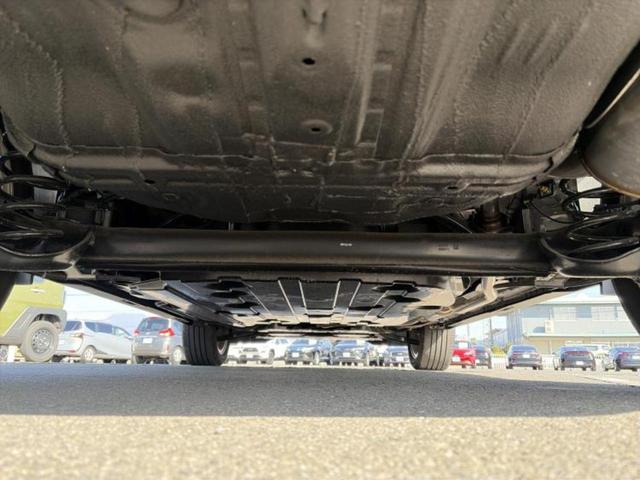 ＷＲ－Ｖ Ｚ　保証書／純正　８インチ　ナビ／ホンダセンシング／車線逸脱防止支援システム／シート　ハーフレザー／ヘッドランプ　ＬＥＤ／ＵＳＢジャック／Ｂｌｕｅｔｏｏｔｈ接続／ＥＴＣ／ＥＢＤ付ＡＢＳ／横滑り防止装置（45枚目）