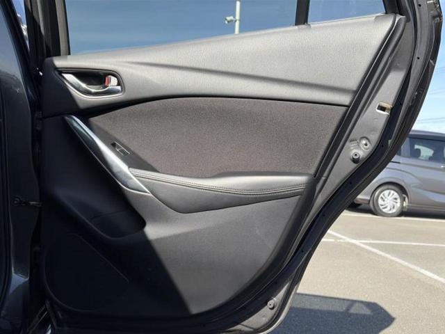 アテンザワゴン ２０Ｓプロアクティブ　保証書／純正　ＳＤナビ／アイアクティブセンス（マツダ）／車線逸脱防止支援システム／ドライブレコーダー　社外／ヘッドランプ　ＬＥＤ／Ｂｌｕｅｔｏｏｔｈ接続／ＥＴＣ／ＥＢＤ付ＡＢＳ／横滑り防止装置　禁煙車（21枚目）