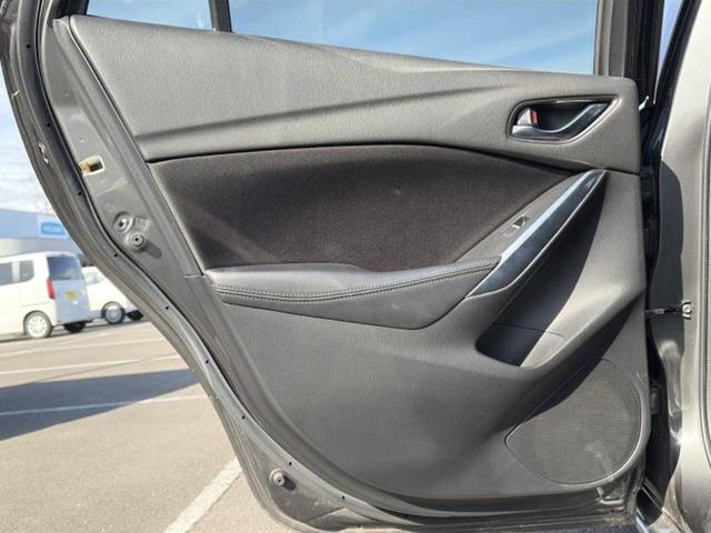 アテンザワゴン ２０Ｓプロアクティブ　保証書／純正　ＳＤナビ／アイアクティブセンス（マツダ）／車線逸脱防止支援システム／ドライブレコーダー　社外／ヘッドランプ　ＬＥＤ／Ｂｌｕｅｔｏｏｔｈ接続／ＥＴＣ／ＥＢＤ付ＡＢＳ／横滑り防止装置　禁煙車（23枚目）