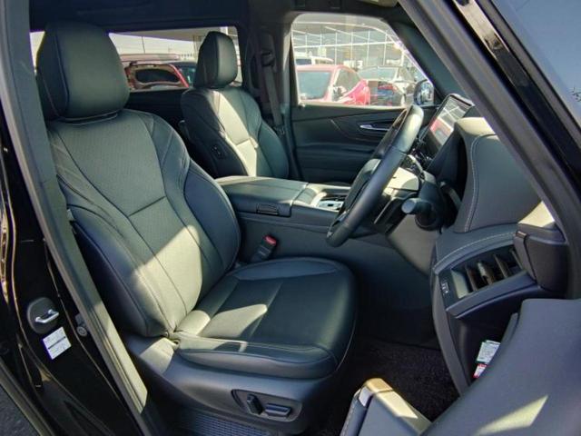 ヴェルファイアハイブリッド ４ＷＤハイブリッドＺプレミア　新品タイヤ／サンルーフ／保証書／ディスプレイオーディオ＋ナビ／フリップダウンモニター／デジタルインナーミラー／衝突安全装置／両側電動スライドドア／シートヒーター／全方位モニター　衝突被害軽減システム（5枚目）