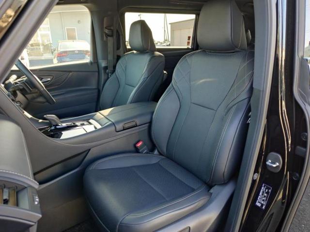 ヴェルファイアハイブリッド ４ＷＤハイブリッドＺプレミア　新品タイヤ／サンルーフ／保証書／ディスプレイオーディオ＋ナビ／フリップダウンモニター／デジタルインナーミラー／衝突安全装置／両側電動スライドドア／シートヒーター／全方位モニター　衝突被害軽減システム（6枚目）