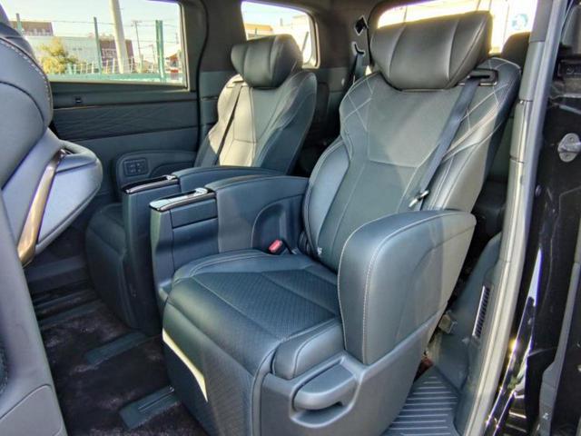 ヴェルファイアハイブリッド ４ＷＤハイブリッドＺプレミア　新品タイヤ／サンルーフ／保証書／ディスプレイオーディオ＋ナビ／フリップダウンモニター／デジタルインナーミラー／衝突安全装置／両側電動スライドドア／シートヒーター／全方位モニター　衝突被害軽減システム（7枚目）