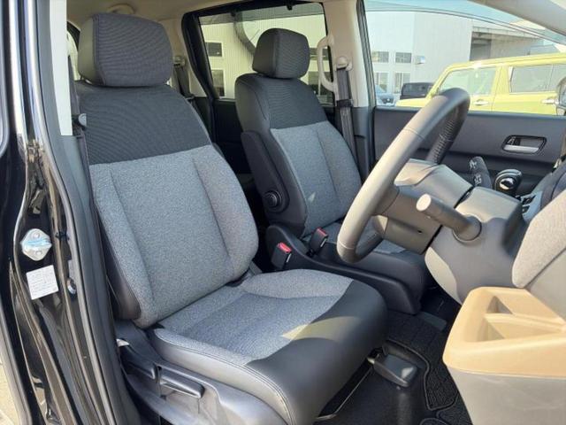 フリード eHEVエアーEX 保証書/純正 11インチ メモリーナビ/ホンダセンシング/両側電動スライドドア/シートヒーター 前席/車線逸脱防止支援システム/シート ハーフレザー/ヘッドランプ LED/USBジャック バックカメラ(4枚目)