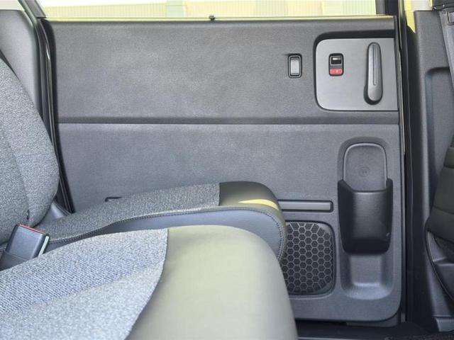 フリード eHEVエアーEX 保証書/純正 11インチ メモリーナビ/ホンダセンシング/両側電動スライドドア/シートヒーター 前席/車線逸脱防止支援システム/シート ハーフレザー/ヘッドランプ LED/USBジャック バックカメラ(25枚目)