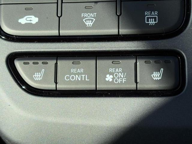 フリード eHEVエアーEX 保証書/純正 11インチ メモリーナビ/ホンダセンシング/両側電動スライドドア/シートヒーター 前席/車線逸脱防止支援システム/シート ハーフレザー/ヘッドランプ LED/USBジャック バックカメラ(30枚目)