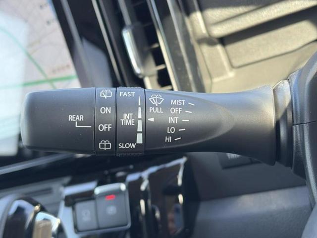 ソリオバンディット バンディットハイブリッドＭＶ　保証書／純正　９インチ　メモリーナビ／セーフティサポート（スズキ）／両側電動スライドドア／シートヒーター／全方位モニター／車線逸脱防止支援システム／登録済未使用車／ヘッドランプ　ＬＥＤ　全周囲カメラ（18枚目）