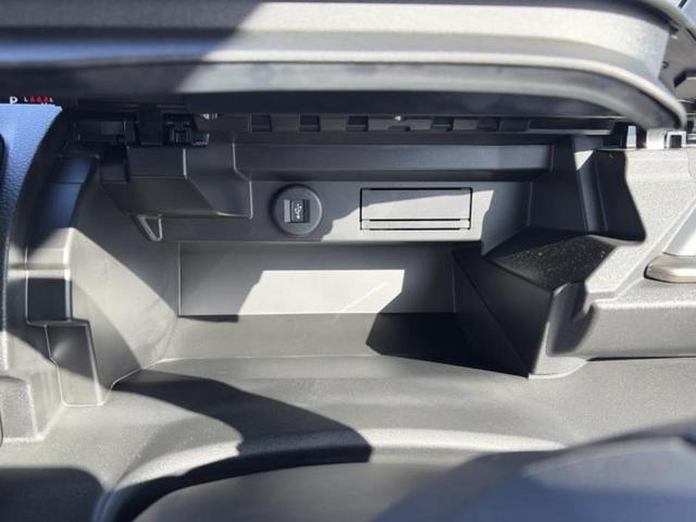 ソリオバンディット バンディットハイブリッドＭＶ　保証書／純正　９インチ　メモリーナビ／セーフティサポート（スズキ）／両側電動スライドドア／シートヒーター／全方位モニター／車線逸脱防止支援システム／登録済未使用車／ヘッドランプ　ＬＥＤ　全周囲カメラ（35枚目）