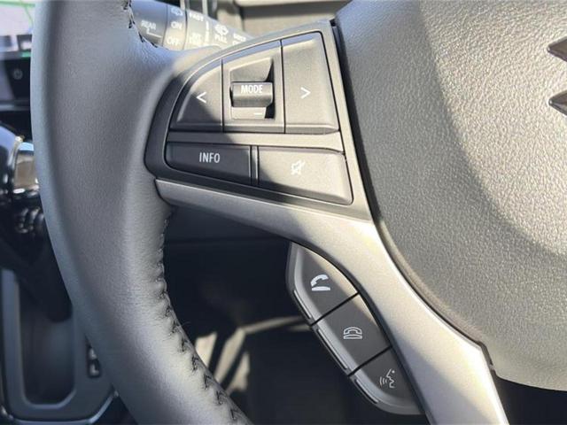 ソリオバンディット バンディットハイブリッドＭＶ　保証書／純正　９インチ　メモリーナビ／セーフティサポート（スズキ）／両側電動スライドドア／シートヒーター／全方位モニター／車線逸脱防止支援システム／登録済未使用車／ヘッドランプ　ＬＥＤ　全周囲カメラ（37枚目）