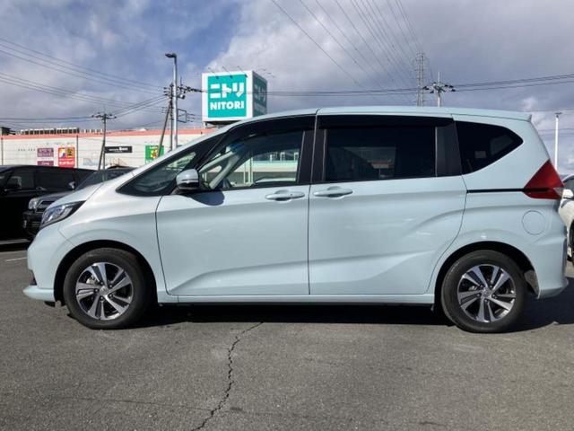 フリードハイブリッド ハイブリッドG 新品タイヤ/保証書/純正 9インチ メモリーナビ/ホンダセンシング/両側電動スライドドア/車線逸脱防止支援システム/シート ハーフレザー/ドライブレコーダー 360°/ヘッドランプ LED 禁煙車(2枚目)