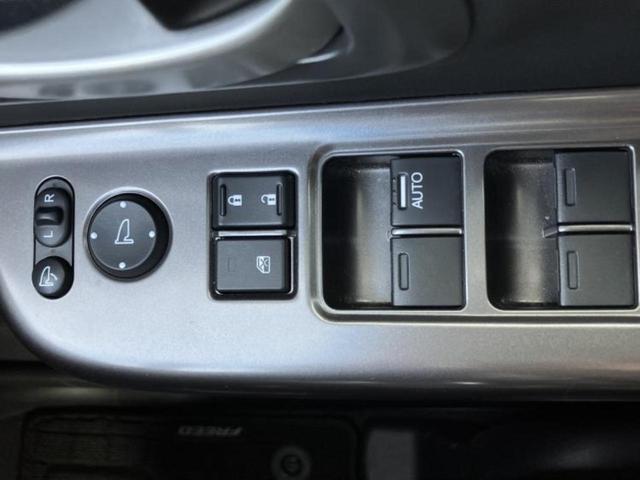 フリードハイブリッド ハイブリッドG 新品タイヤ/保証書/純正 9インチ メモリーナビ/ホンダセンシング/両側電動スライドドア/車線逸脱防止支援システム/シート ハーフレザー/ドライブレコーダー 360°/ヘッドランプ LED 禁煙車(31枚目)