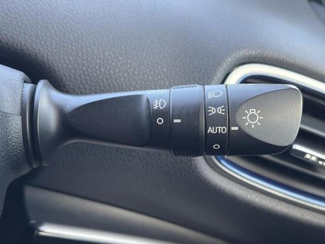 プリウス Sツーリングセレクション 新品タイヤ/保証書/社外 メモリーナビ/トヨタセーフティセンス/シートヒーター 前席/車線逸脱防止支援システム/シート 合皮/ドライブレコーダー 社外/ヘッドランプ LED/Bluetooth接続(15枚目)