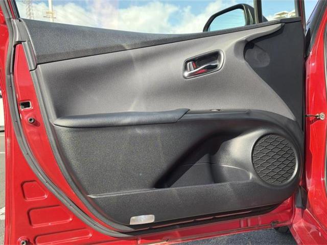 プリウス Sツーリングセレクション 新品タイヤ/保証書/社外 メモリーナビ/トヨタセーフティセンス/シートヒーター 前席/車線逸脱防止支援システム/シート 合皮/ドライブレコーダー 社外/ヘッドランプ LED/Bluetooth接続(22枚目)