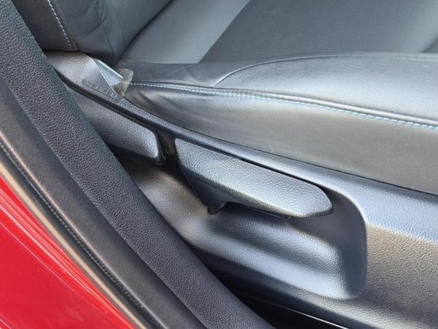 プリウス Sツーリングセレクション 新品タイヤ/保証書/社外 メモリーナビ/トヨタセーフティセンス/シートヒーター 前席/車線逸脱防止支援システム/シート 合皮/ドライブレコーダー 社外/ヘッドランプ LED/Bluetooth接続(38枚目)