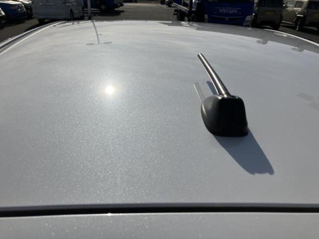 フィット eHEVクロスター 新品タイヤ/保証書/純正 8インチ メモリーナビ/ホンダセンシング/車線逸脱防止支援システム/ドライブレコーダー 前後/ヘッドランプ LED/Bluetooth接続/ETC/EBD付ABS 禁煙車(48枚目)